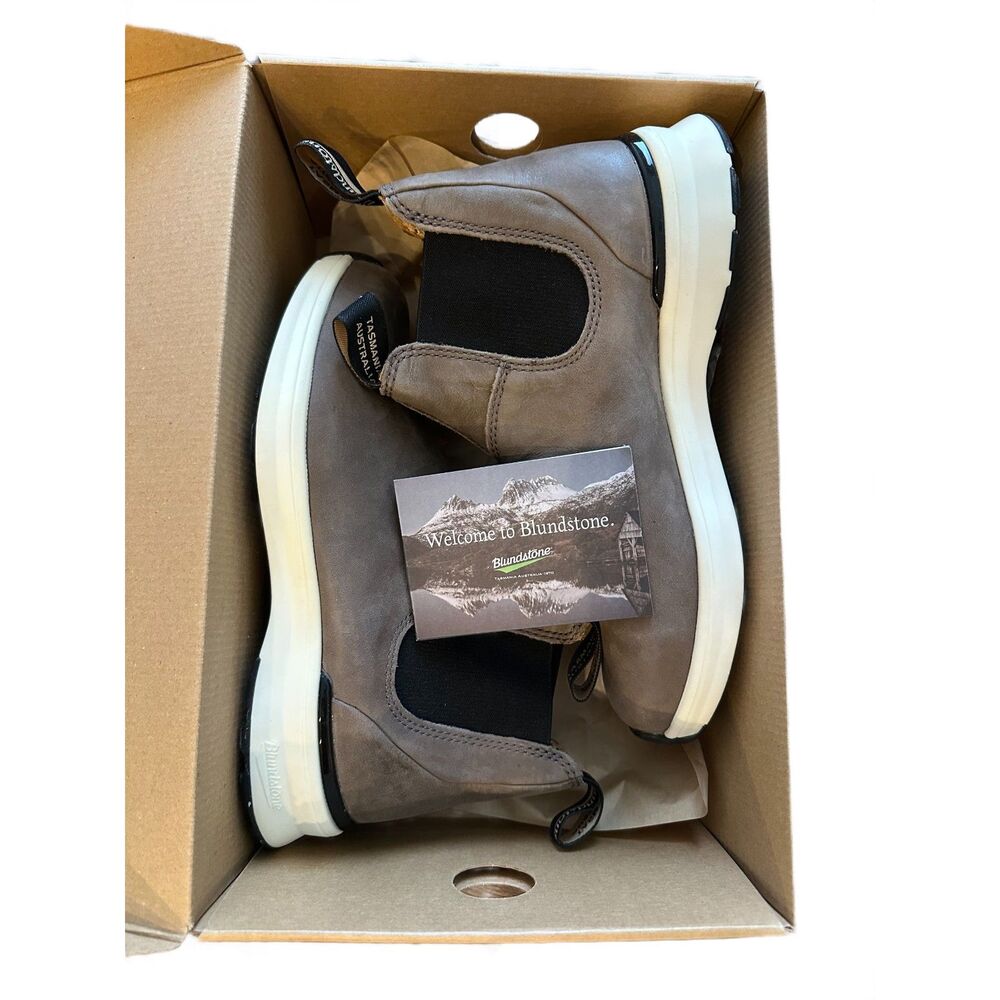 Blundstone 2141 Chelsea Boots Nubuck AU 6.5/ U.S. Women's 9.5